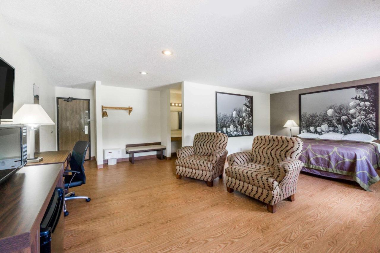 Super 8 By Wyndham Zanesville Extérieur photo