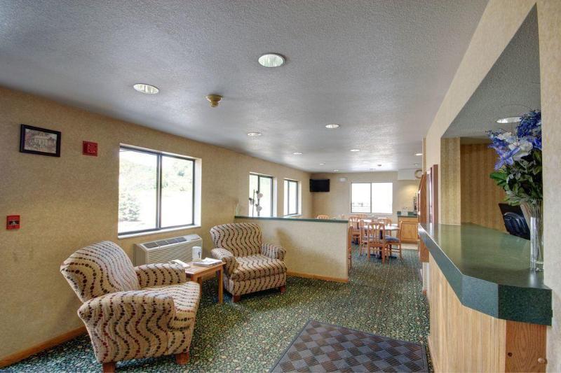 Super 8 By Wyndham Zanesville Extérieur photo
